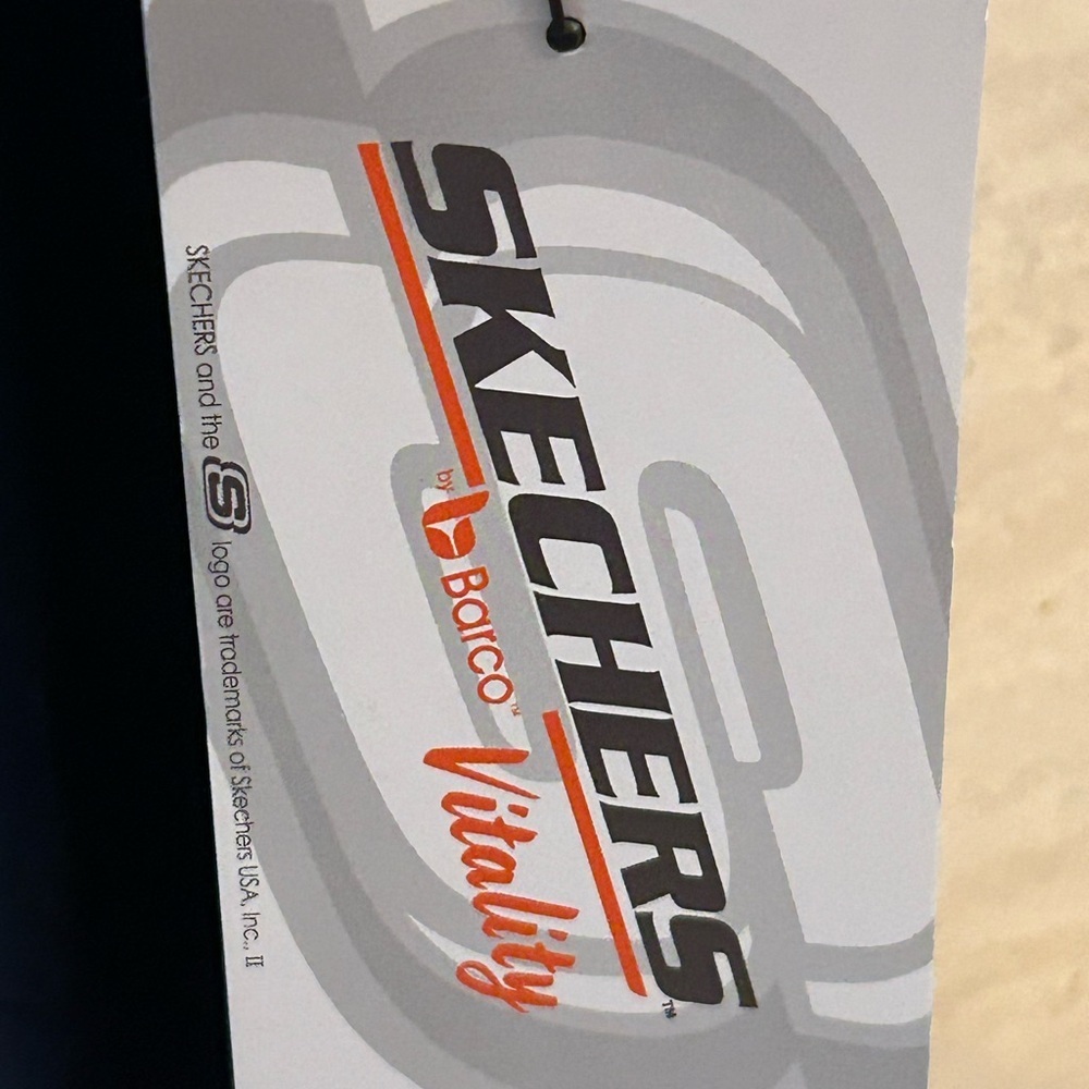 NWT- Skechers by Barco Vitality Charge Scrub Pants in navy blue. - Picture 10 of 15